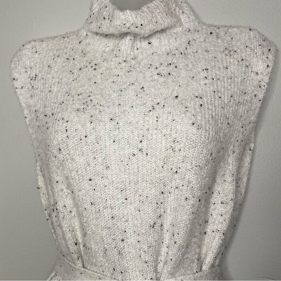 Chloe & Jasmine Long Poncho Sweater Cover Up - Picture 5 of 16